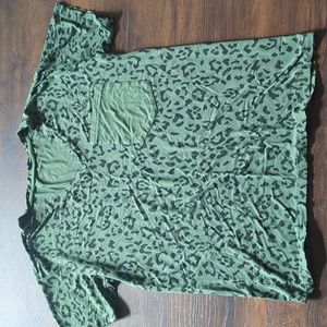 Kyte Baby Women's V Neck Top - Small